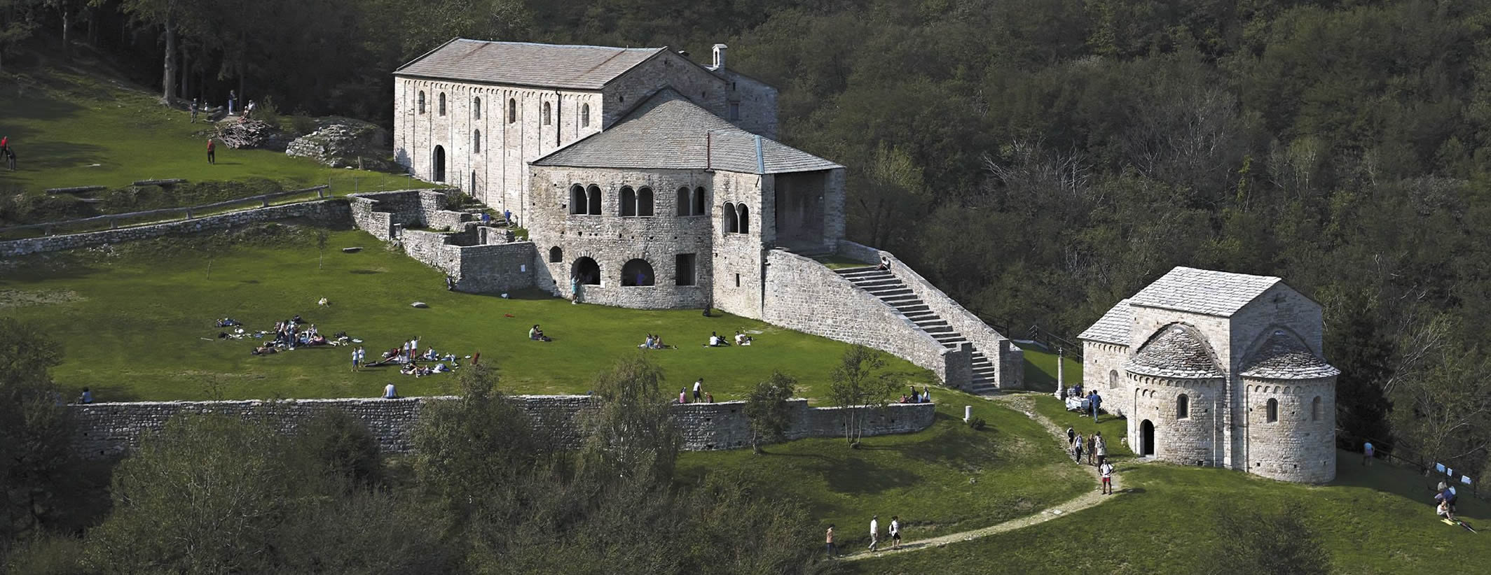 Complesso benedettino di San Pietro al Monte in Civate - foto di Alberto Locatelli